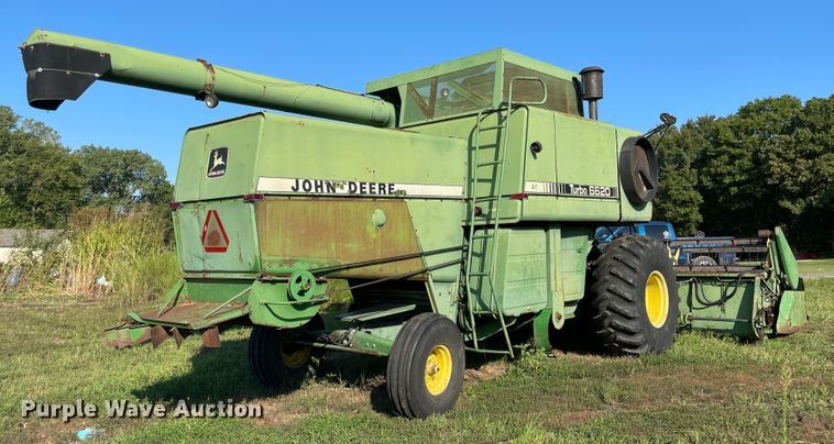 image for item MU9096 1980 John Deere 6620 Turbo  combine