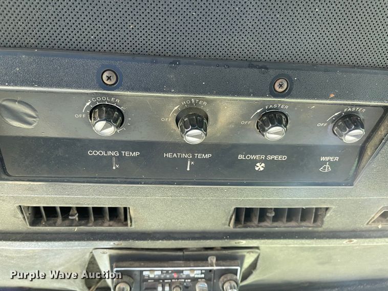 image for item MU9096 1980 John Deere 6620 Turbo  combine