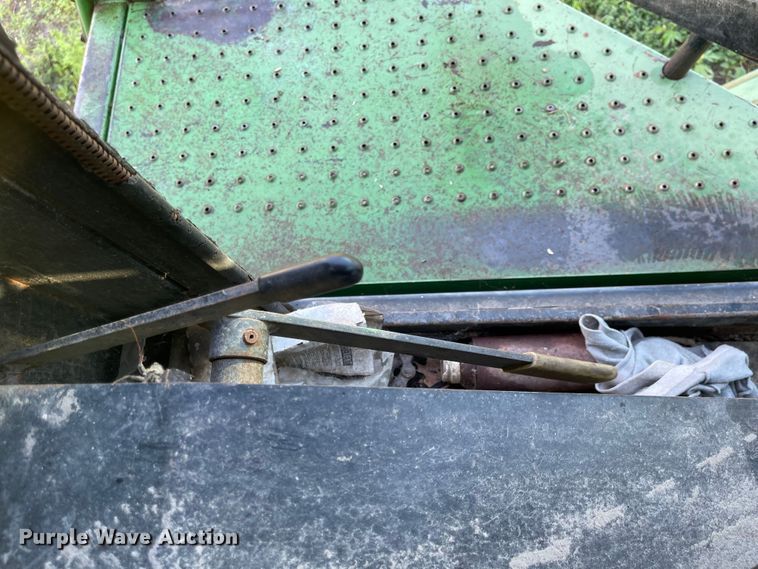 image for item MU9096 1980 John Deere 6620 Turbo  combine