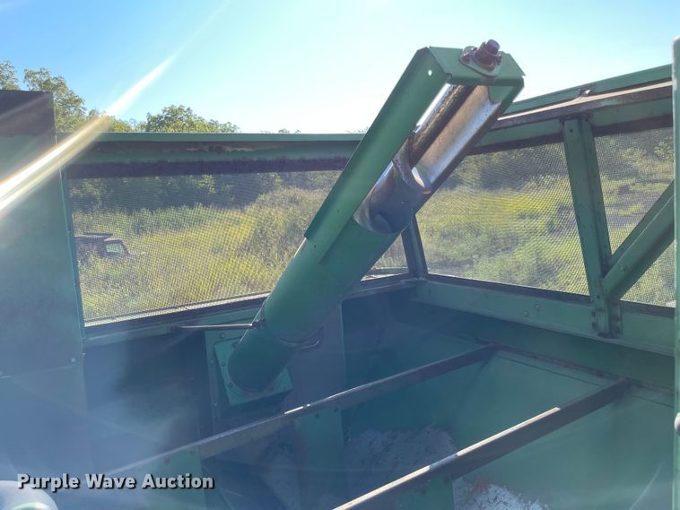 image for item MU9096 1980 John Deere 6620 Turbo  combine