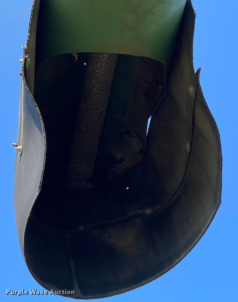 image for item MU9096 1980 John Deere 6620 Turbo  combine