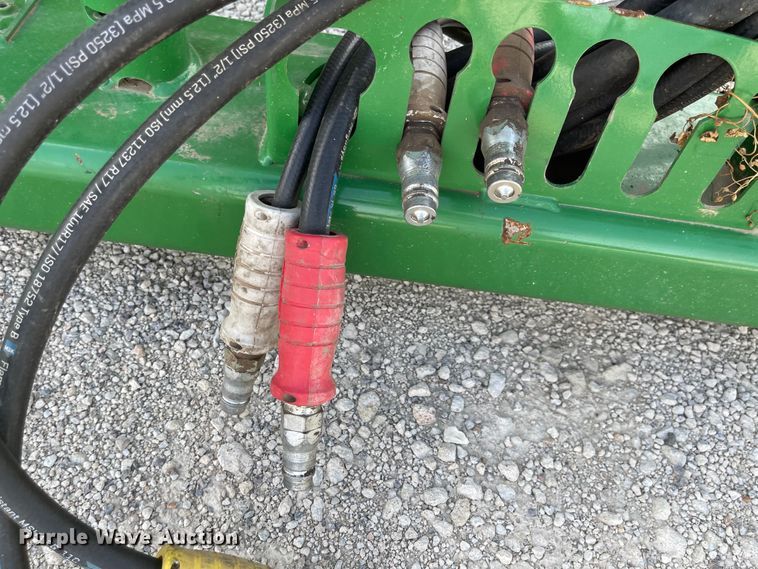 Implement tongue hitch in Assaria, KS Item MU9143 sold Purple Wave