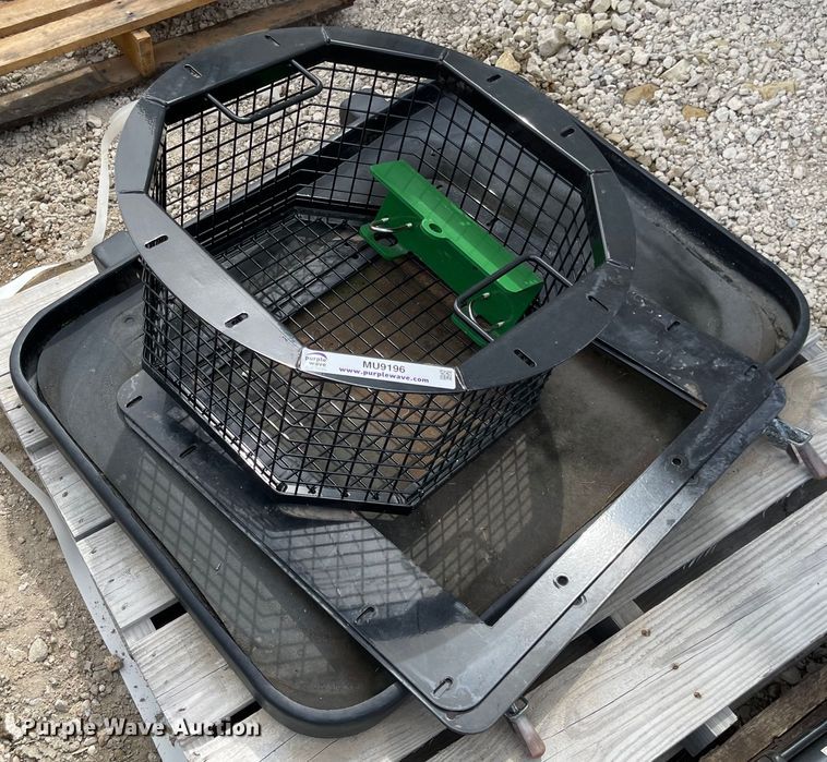 Ag equipment parts in Assaria, KS Item MU9196 sold Purple Wave