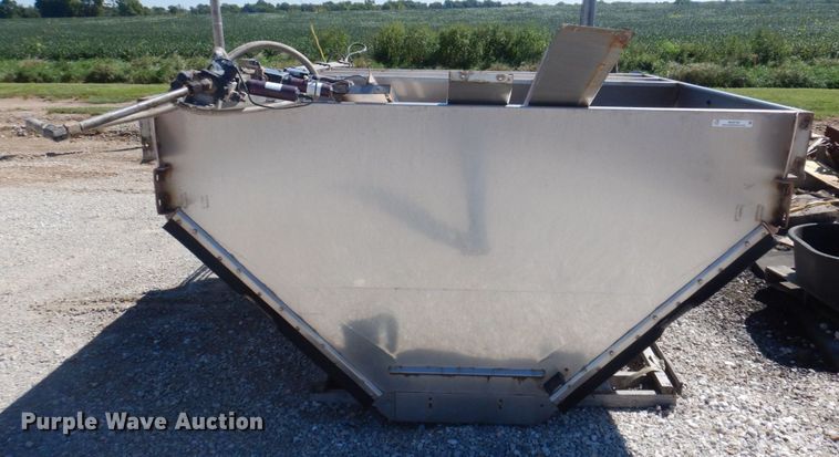 image for item MU9738 New Leader L4000G4  applicator bed