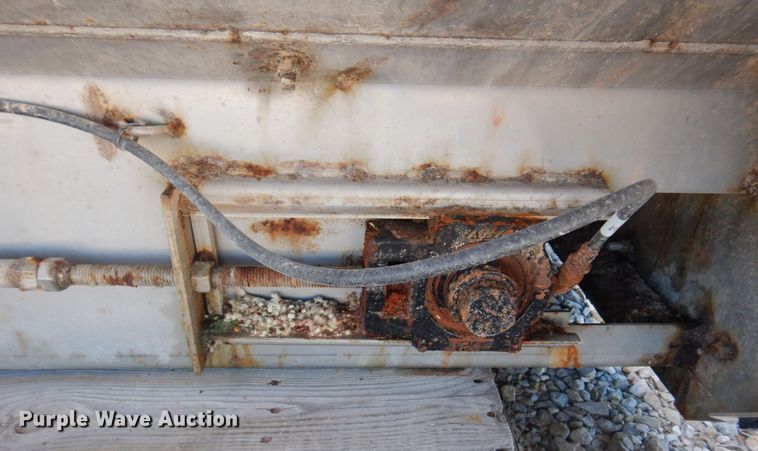 image for item MU9738 New Leader L4000G4  applicator bed