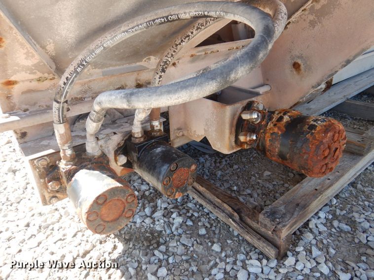 image for item MU9738 New Leader L4000G4  applicator bed