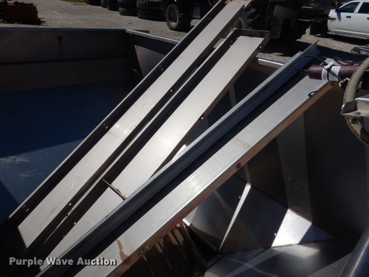 image for item MU9738 New Leader L4000G4  applicator bed