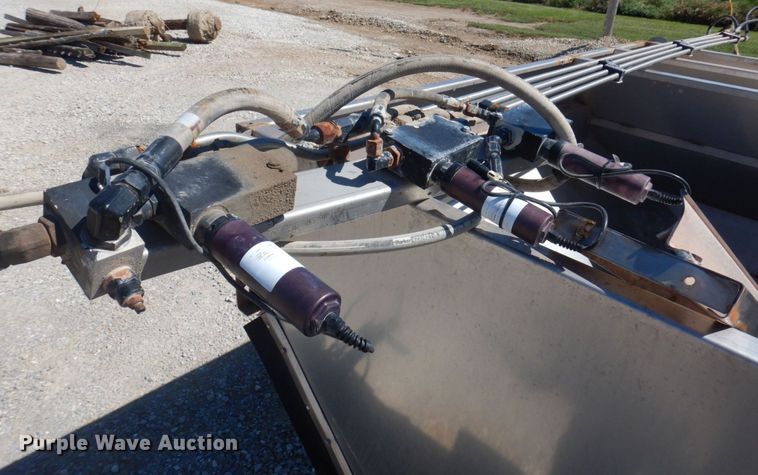 image for item MU9738 New Leader L4000G4  applicator bed