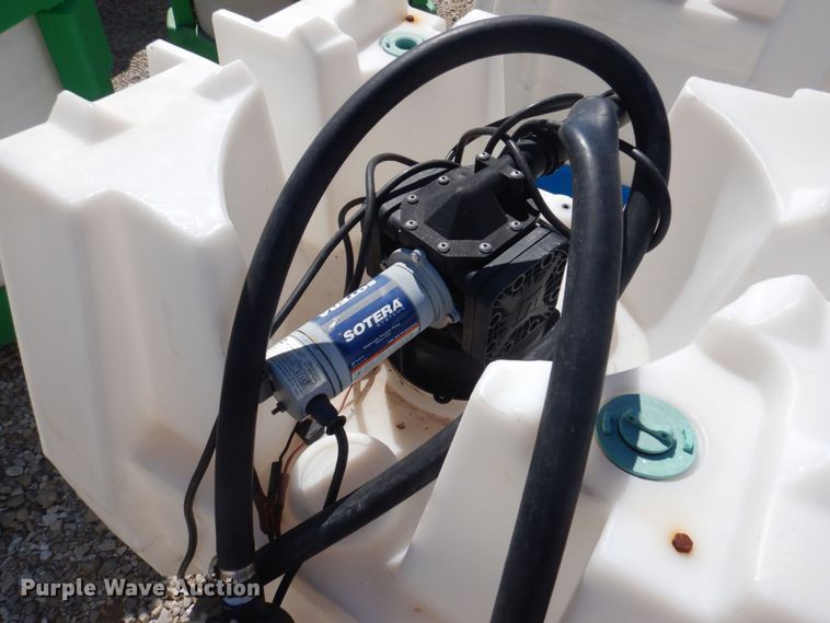 image for item MU9739 Approximately 13 tanks