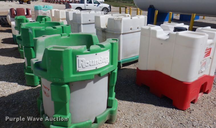 image for item MU9740 Approximately 11 tanks