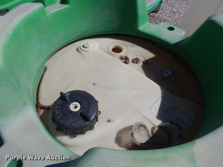 image for item MU9740 Approximately 11 tanks