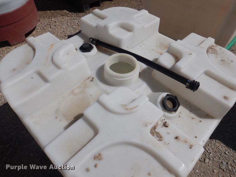 image for item MU9740 Approximately 11 tanks