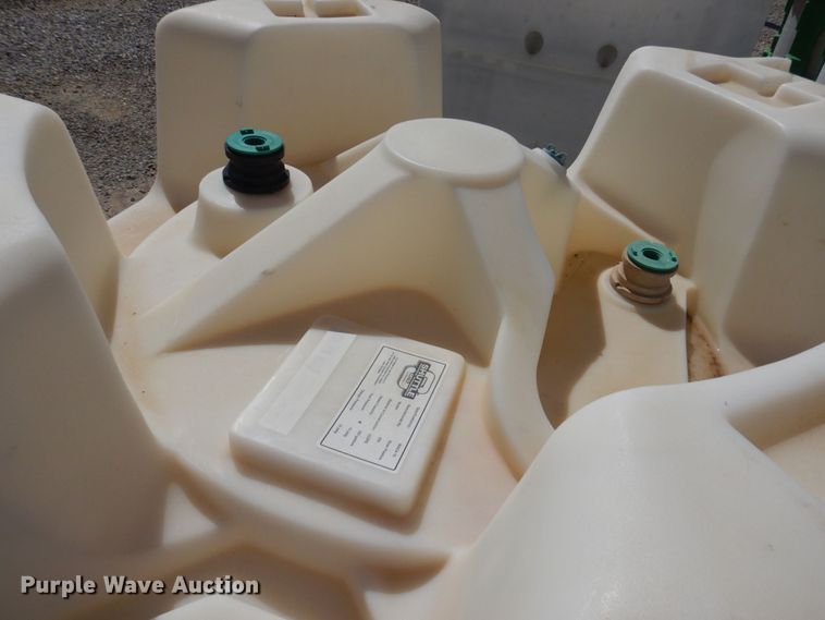 image for item MU9740 Approximately 11 tanks