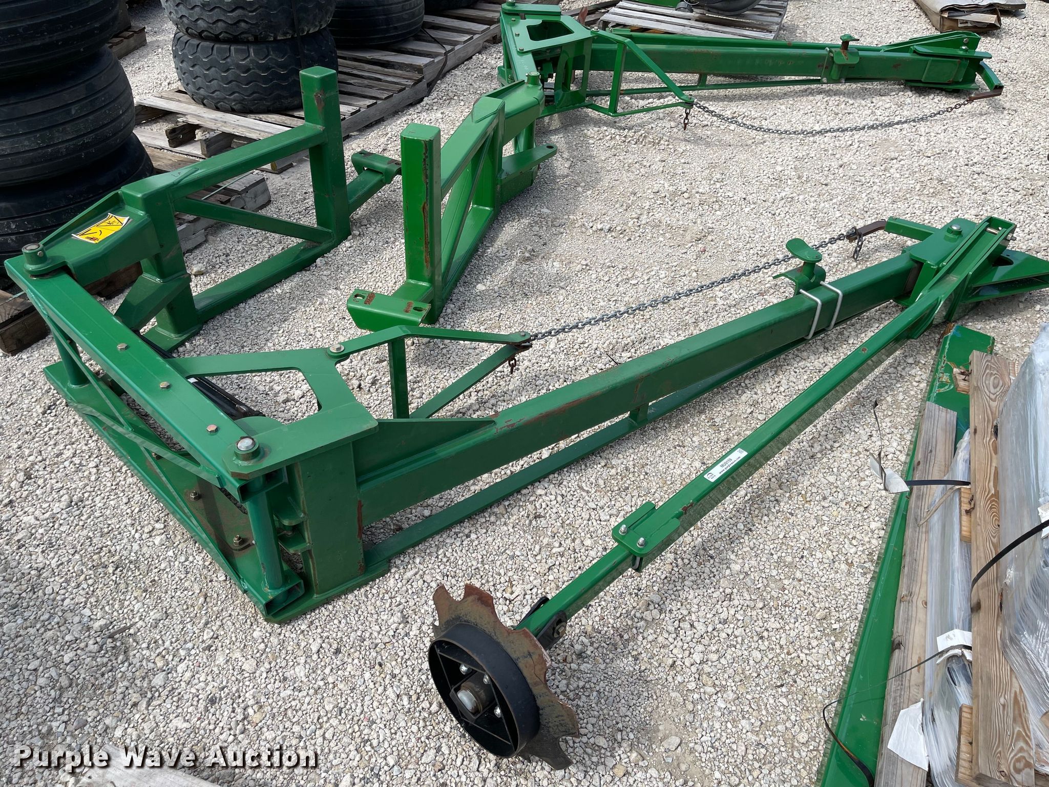 Great Plains marker arms in Assaria, KS Item MU9159 sold Purple Wave