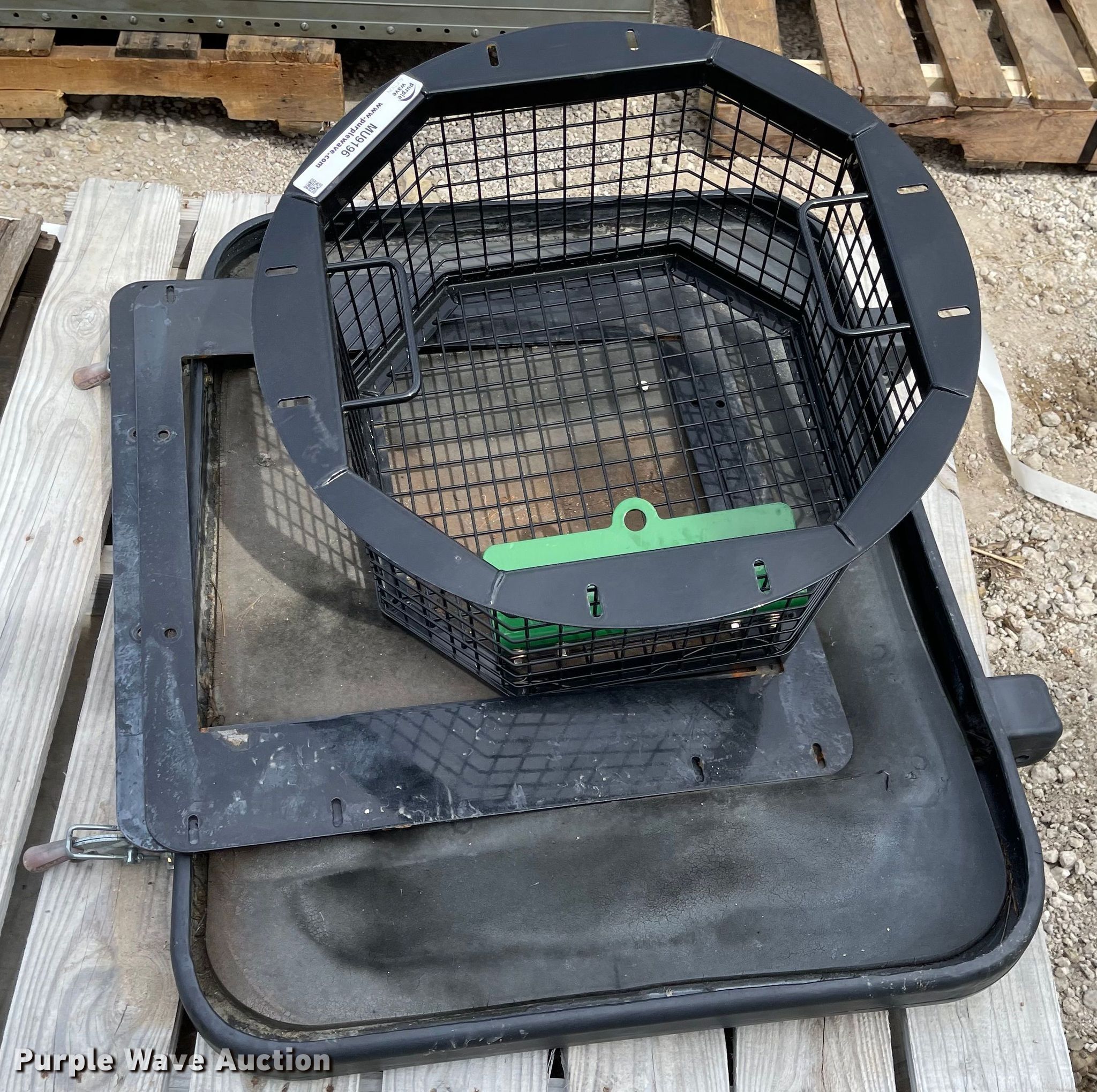 Ag equipment parts in Assaria, KS Item MU9196 sold Purple Wave