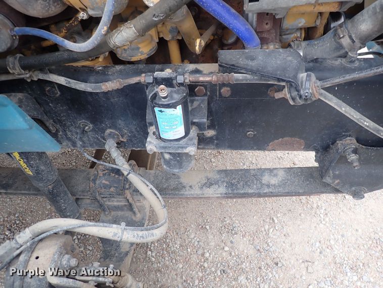 image for item DF8409 2002 International 9200i  semi truck