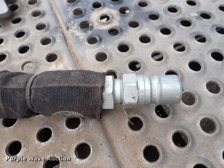 image for item DF8409 2002 International 9200i  semi truck