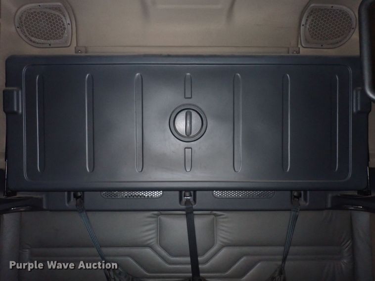 image for item DI1978 2016 Freightliner Cascadia  semi truck