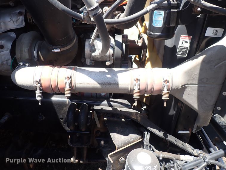 image for item DI1978 2016 Freightliner Cascadia  semi truck