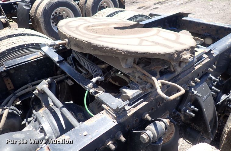 image for item DI1978 2016 Freightliner Cascadia  semi truck