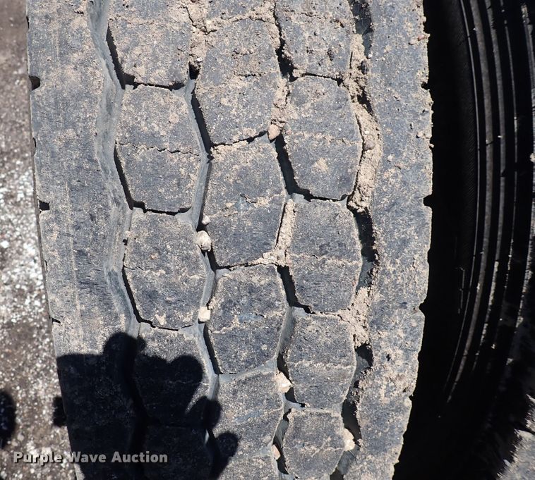 image for item DI1978 2016 Freightliner Cascadia  semi truck