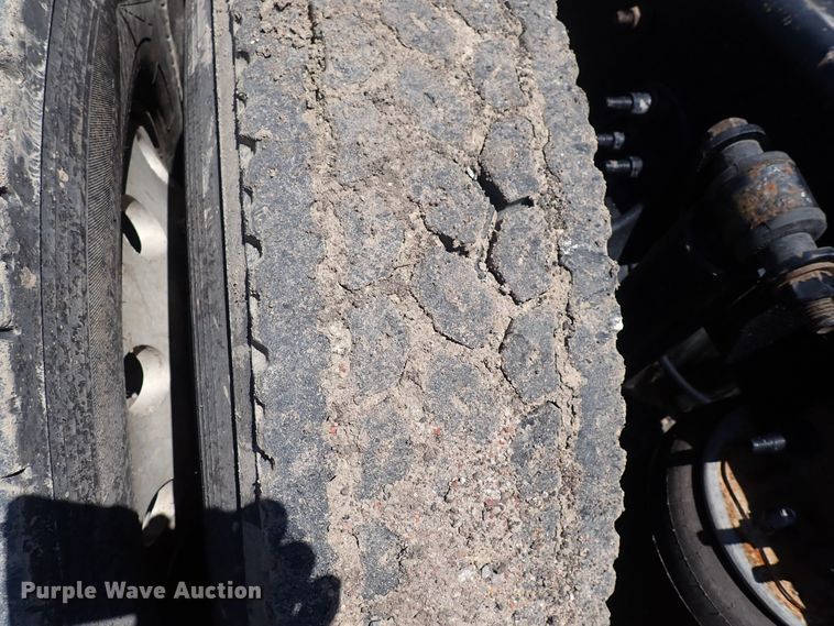 image for item DI1978 2016 Freightliner Cascadia  semi truck