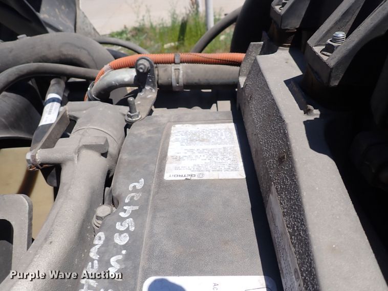 image for item DI1985 2016 Freightliner Cascadia  semi truck