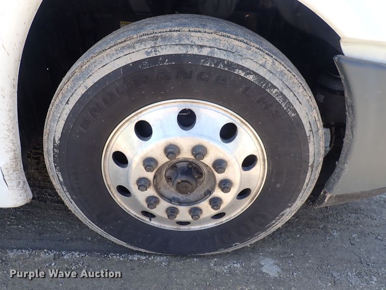 image for item DI1985 2016 Freightliner Cascadia  semi truck