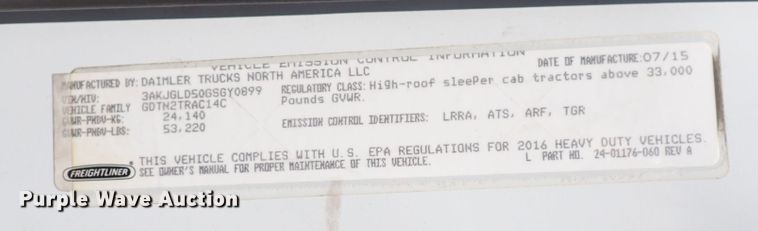 image for item DI1985 2016 Freightliner Cascadia  semi truck