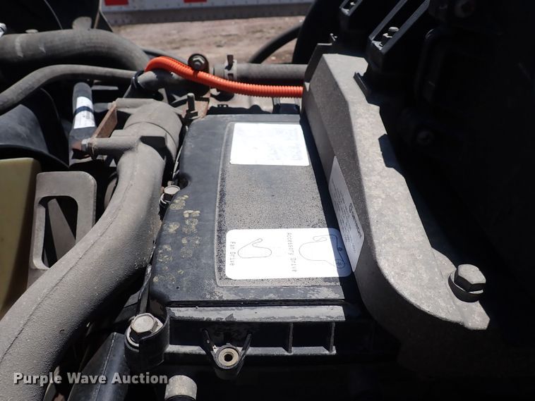 image for item DI1986 2016 Freightliner Cascadia  semi truck