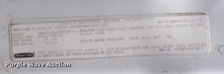 image for item DI1986 2016 Freightliner Cascadia  semi truck