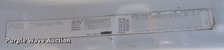 image for item DI1986 2016 Freightliner Cascadia  semi truck