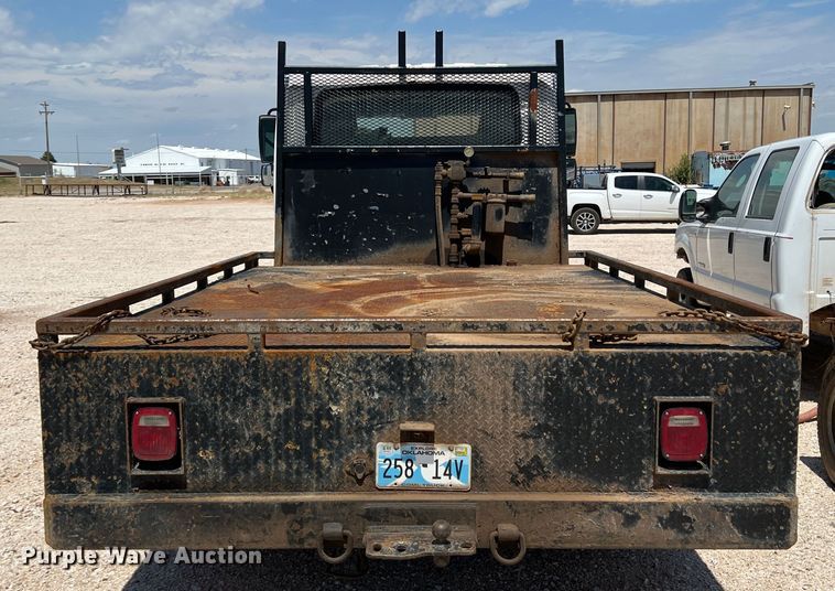 image for item DJ7742 2007 International 4300 SBA  flatbed truck