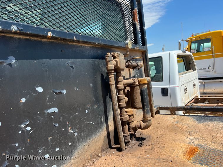 image for item DJ7742 2007 International 4300 SBA  flatbed truck