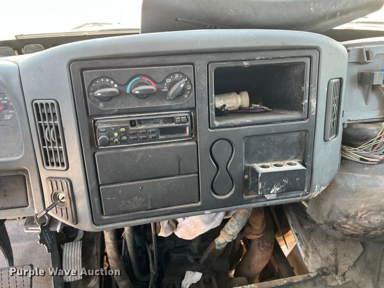 image for item DJ7742 2007 International 4300 SBA  flatbed truck
