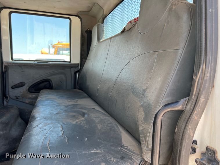 image for item DJ7742 2007 International 4300 SBA  flatbed truck