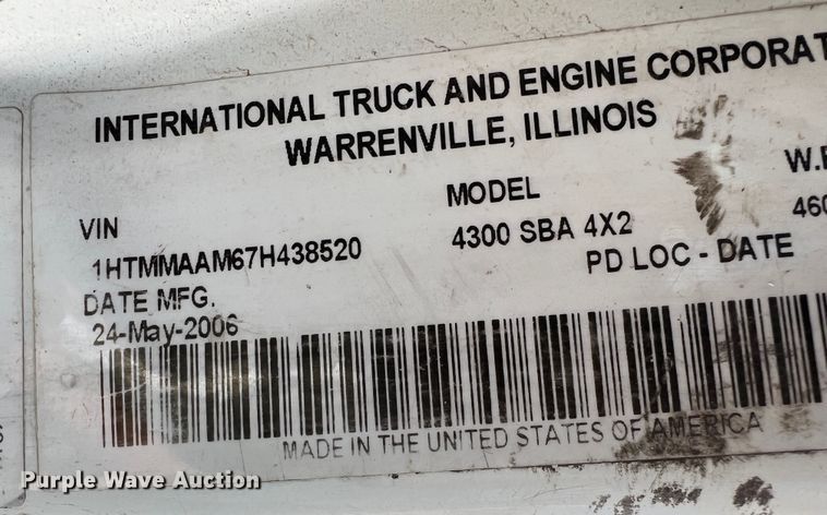 image for item DJ7742 2007 International 4300 SBA  flatbed truck