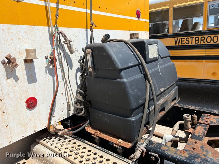 image for item DJ7743 1988 Kenworth  semi truck