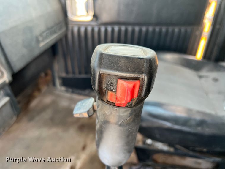 image for item DJ7743 1988 Kenworth  semi truck