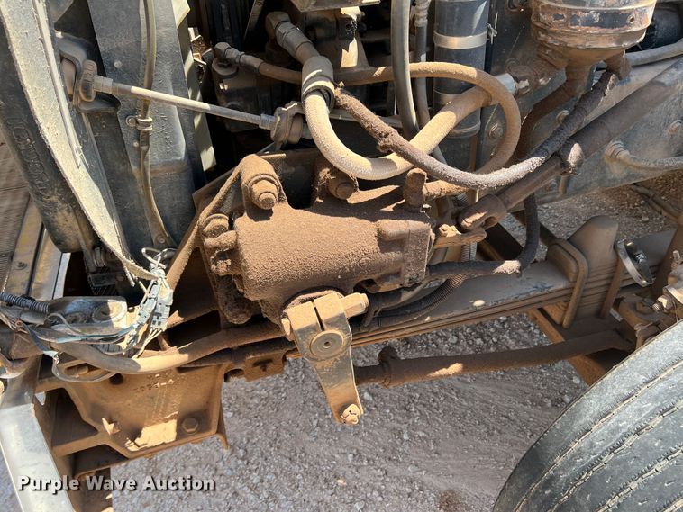 image for item DJ7743 1988 Kenworth  semi truck
