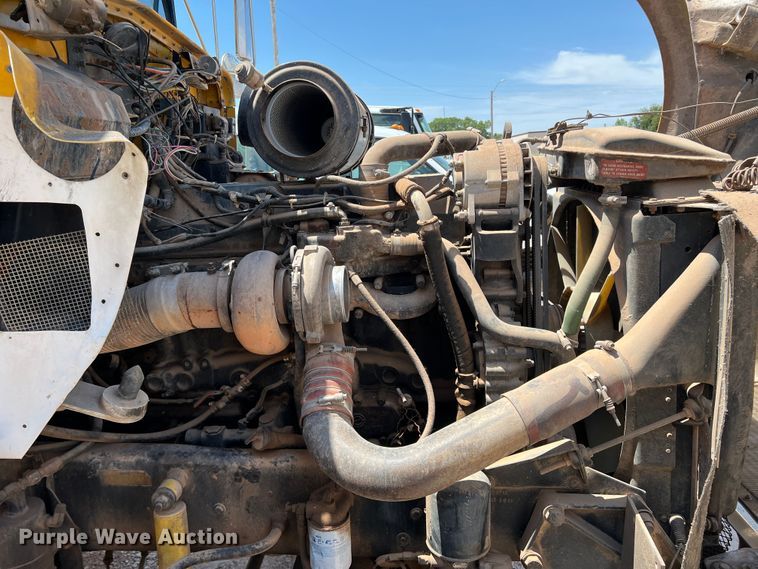 image for item DJ7743 1988 Kenworth  semi truck