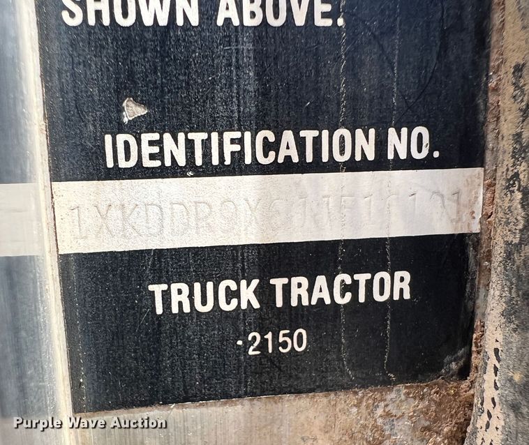 image for item DJ7743 1988 Kenworth  semi truck