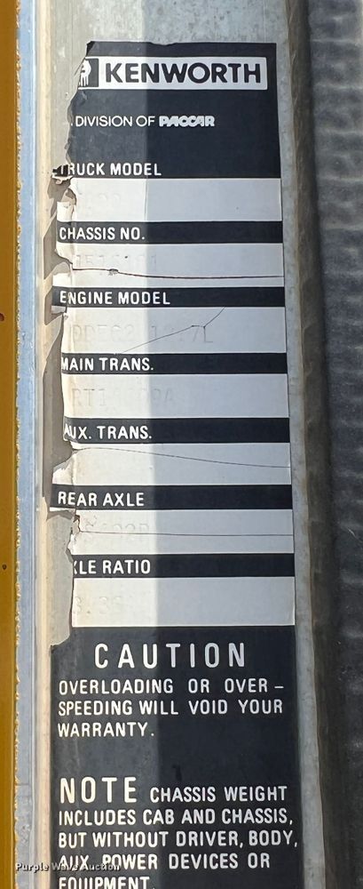 image for item DJ7743 1988 Kenworth  semi truck