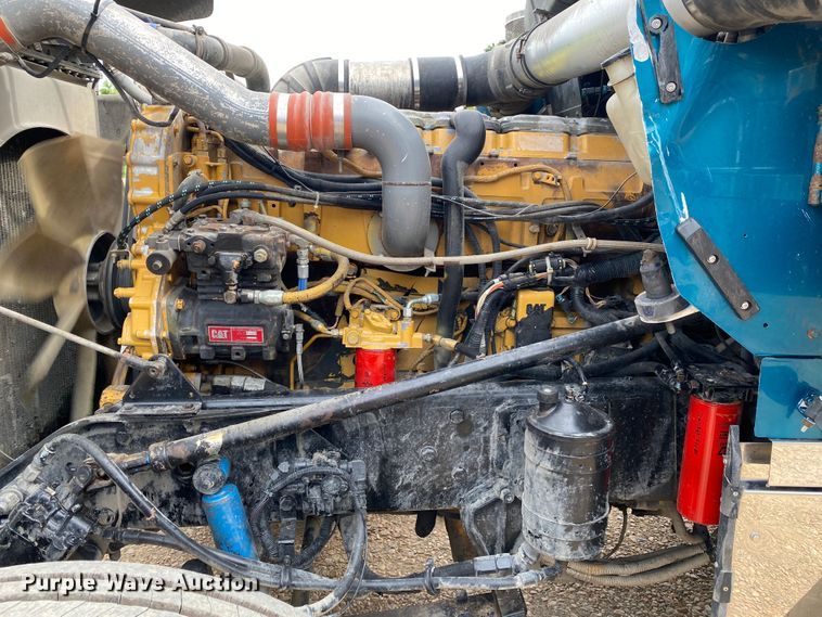 image for item DK6442 2001 Kenworth W900  semi truck