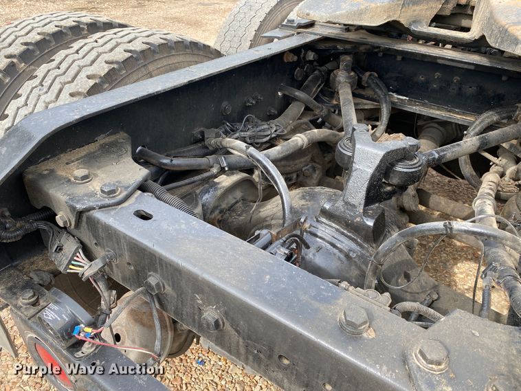 image for item DK6442 2001 Kenworth W900  semi truck