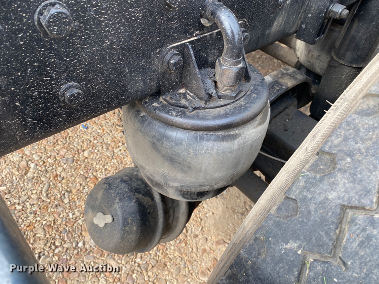 image for item DK6442 2001 Kenworth W900  semi truck