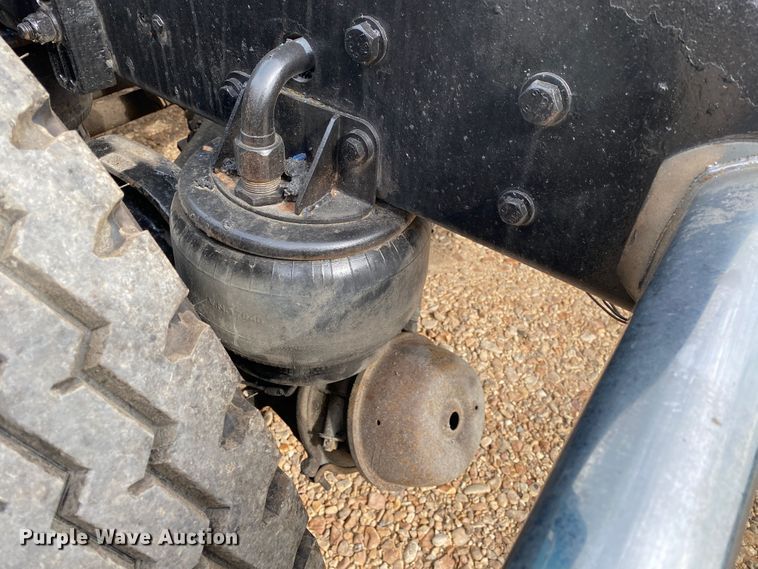 image for item DK6442 2001 Kenworth W900  semi truck