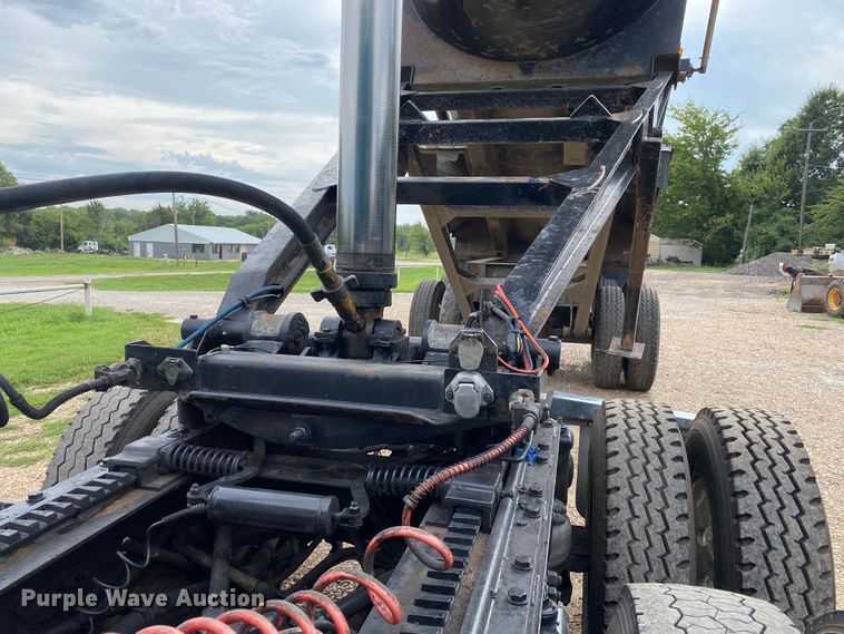 image for item DK6443 2009 Construction Trailer Specialist HRD-26 QF  end dump trailer