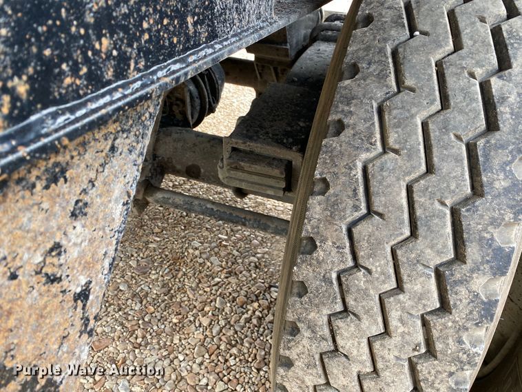 image for item DK6443 2009 Construction Trailer Specialist HRD-26 QF  end dump trailer