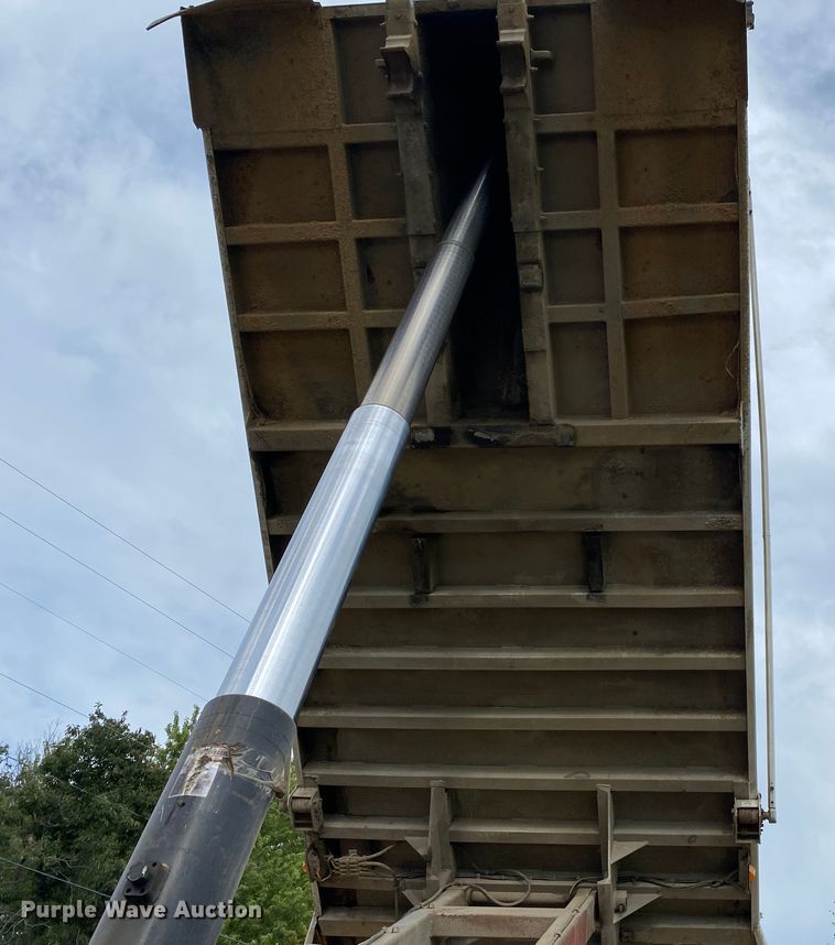 image for item DK6444 2002 Materials Inc.  end dump trailer